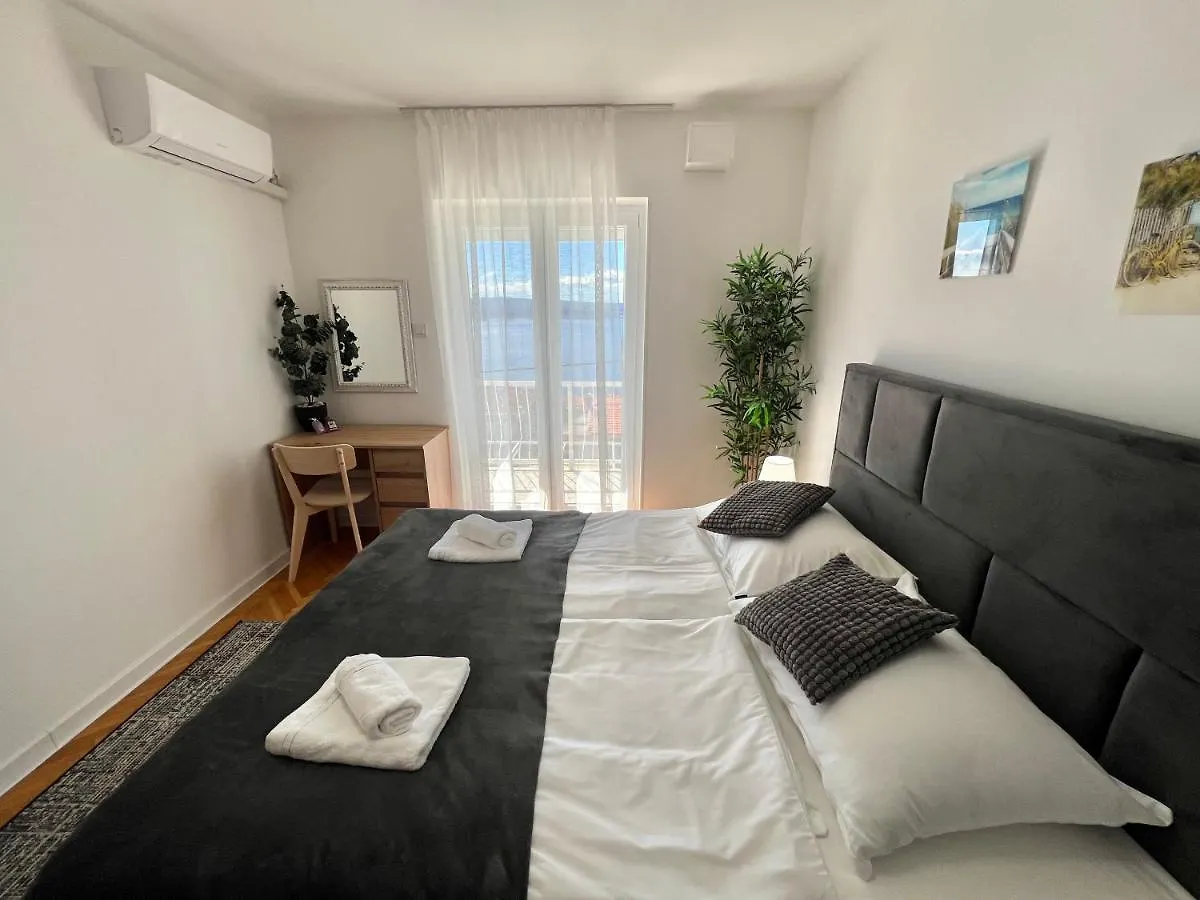 Apartment Frano Dramalj