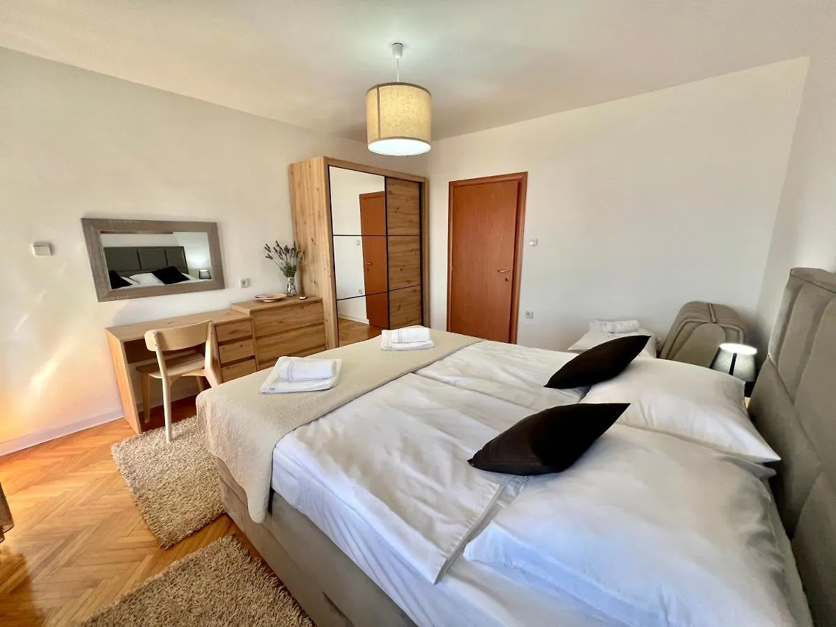 Apartment Frano Dramalj