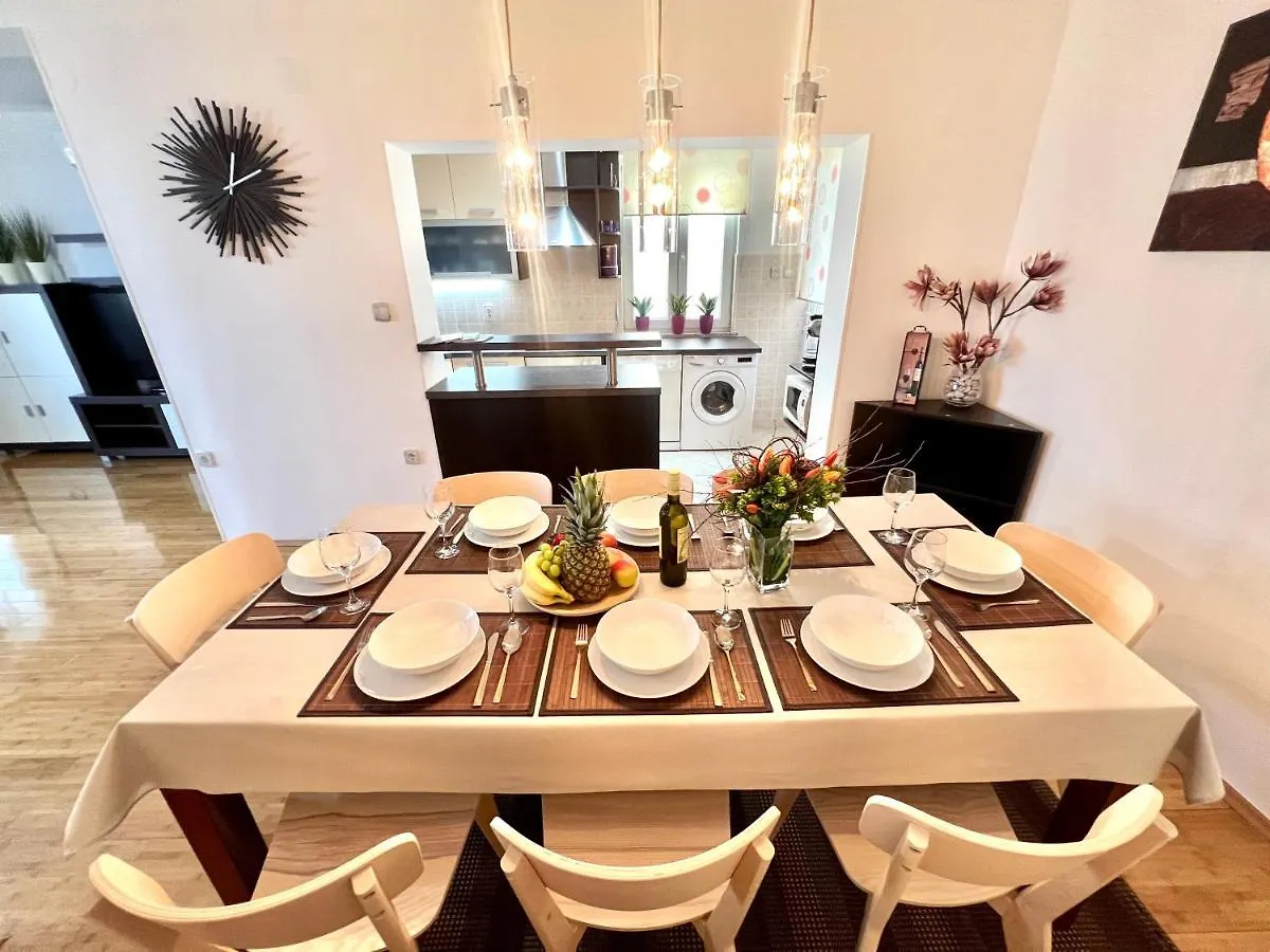 Apartment Frano Dramalj 0*,
