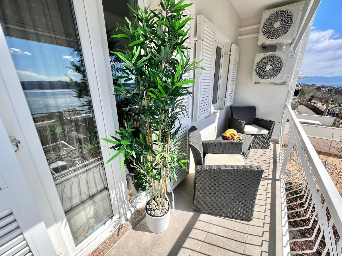 Apartment Frano Dramalj Croatia