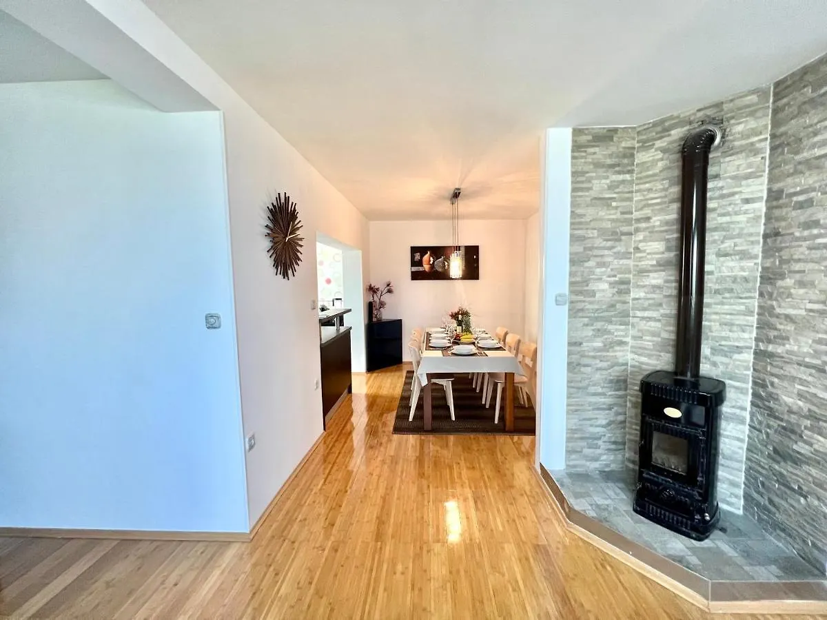 Apartment Frano Dramalj