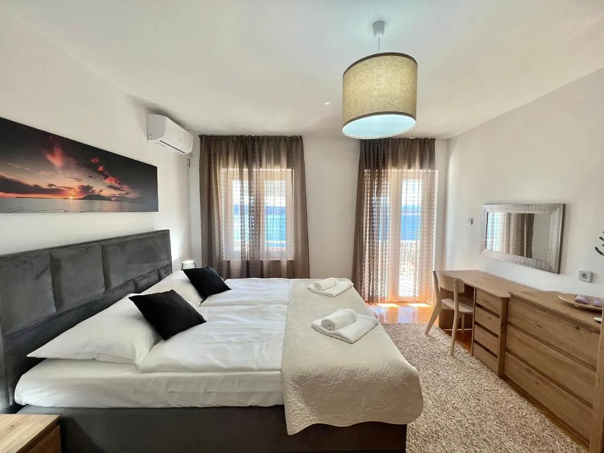 Apartment Frano Dramalj